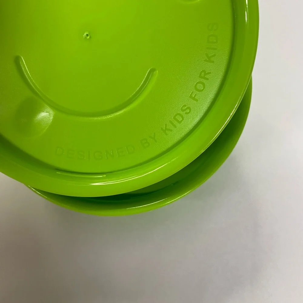 Pampered Chef Green Emoji Face Sugar Cookie Cutters Set of 7